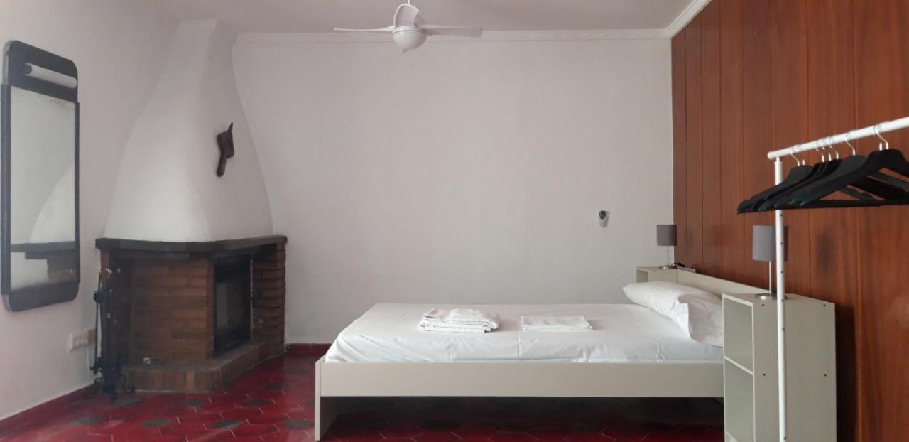 Pension Benavente Ap-7 3Min Coche Playa 5 Min Self Check-In 24H Moncófar Esterno foto