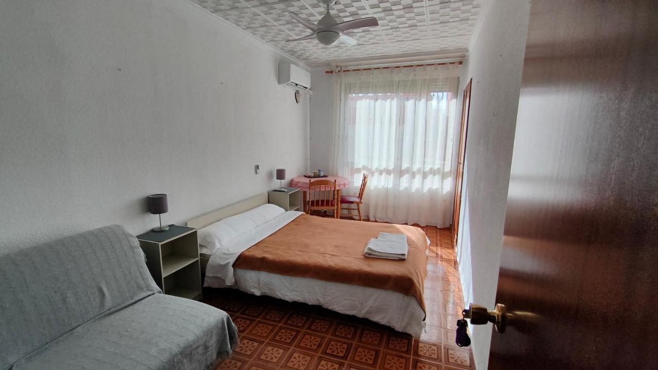 Pension Benavente Ap-7 3Min Coche Playa 5 Min Self Check-In 24H Moncófar Esterno foto